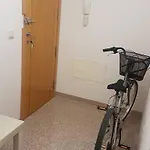 דירה Alicante Apartment *